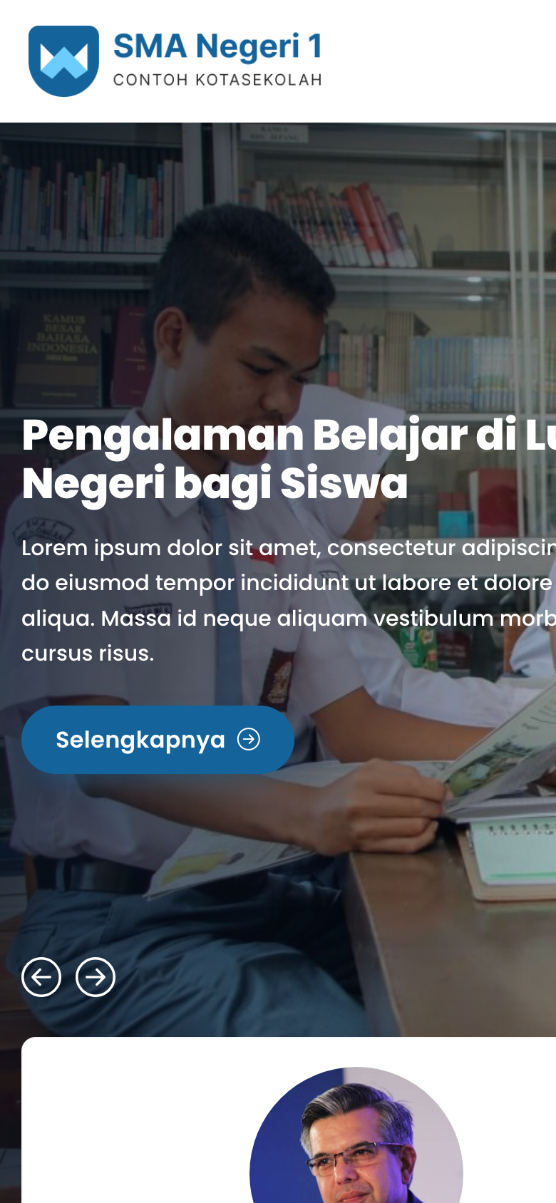 Tampilan mobile tema Sitesch